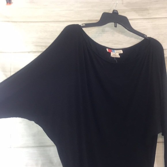FP Beach •Black Pullover Dolman Tapered Waist Top - Picture 5 of 13